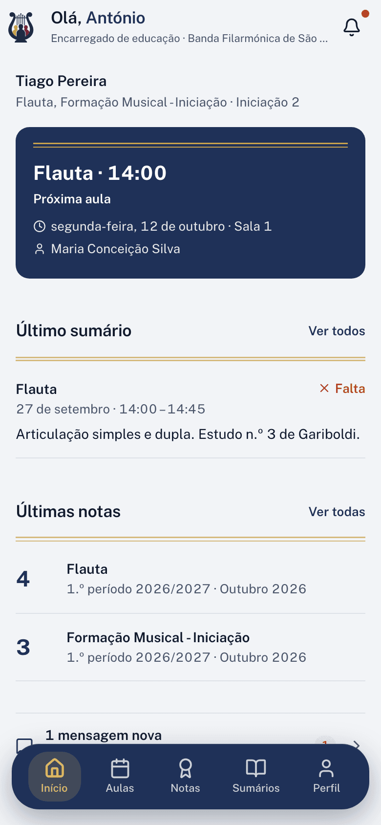 O Início da app de um encarregado de educação, com a próxima aula, o último sumário e as notas